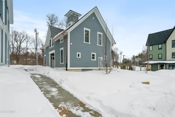 $699,900 | 182 Excelsior Avenue, Unit 5, Saratoga Springs, NY 12866