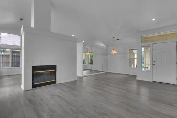 $469,900 | 2671 Fremont Avenue, Clovis, CA 93611