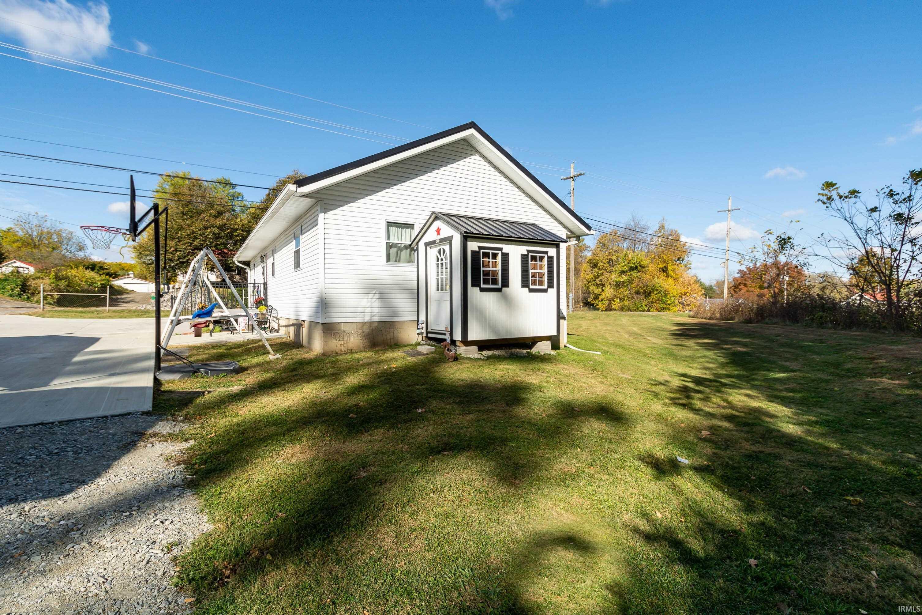 5854 South Fairfax Road Bloomington, IN 47401 - Photo 20 of 23