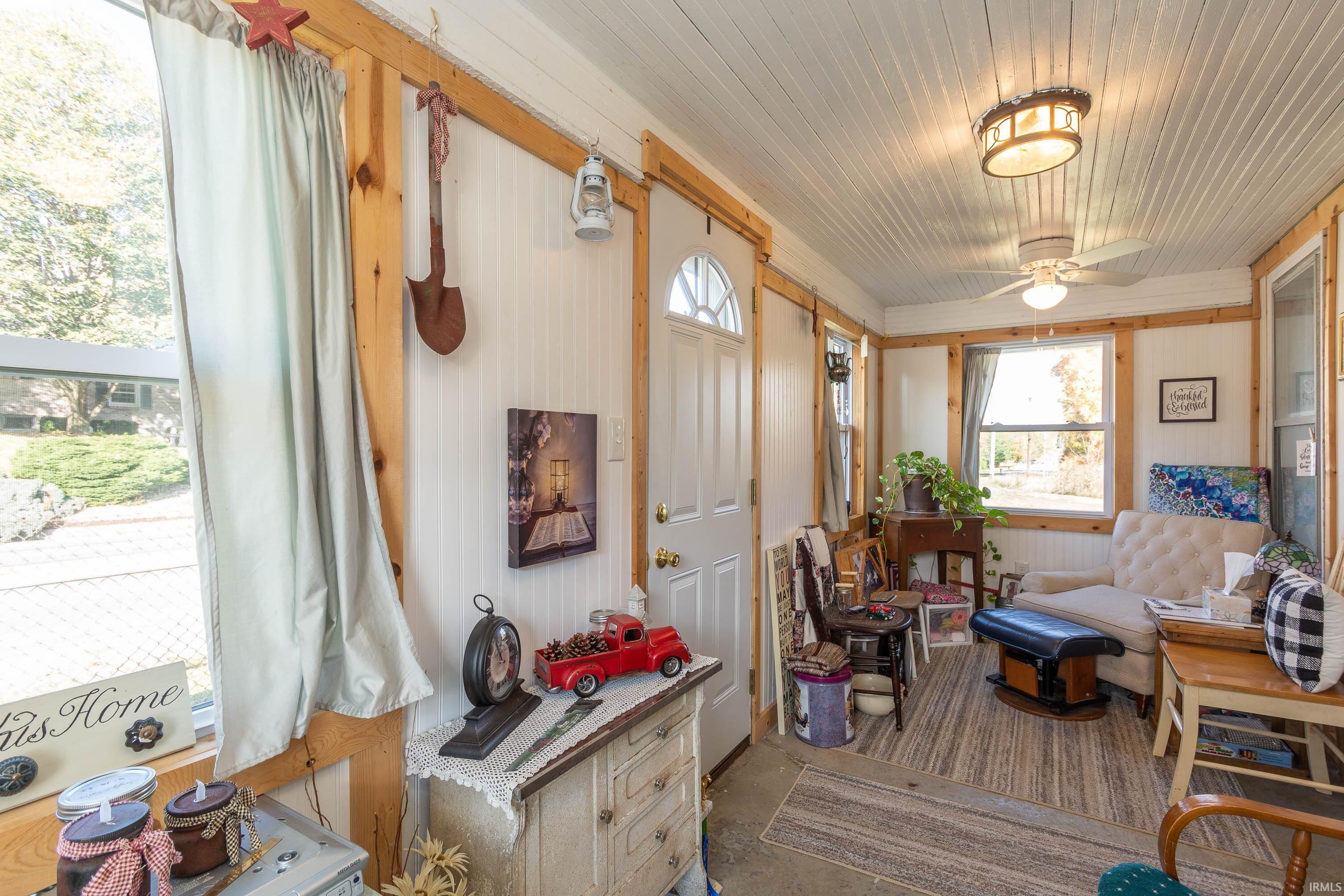 5854 South Fairfax Road Bloomington, IN 47401 - Photo 4 of 23