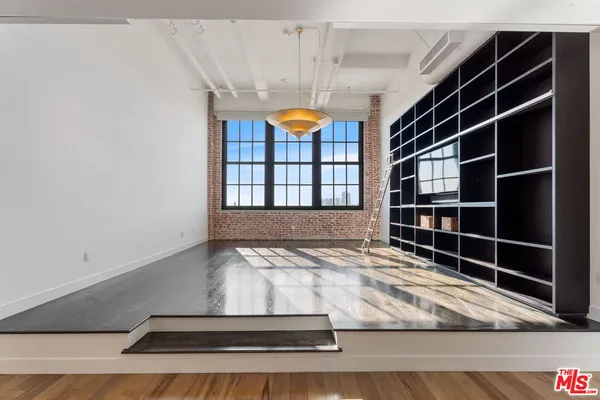 $8,250 | 1850 Industrial Street, Unit 710, Los Angeles, CA 90021