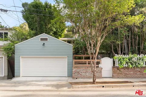 $2,495,000 | 3734 Fredonia Drive, Los Angeles, CA 90068