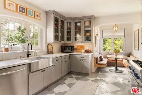 $2,495,000 | 3734 Fredonia Drive, Los Angeles, CA 90068