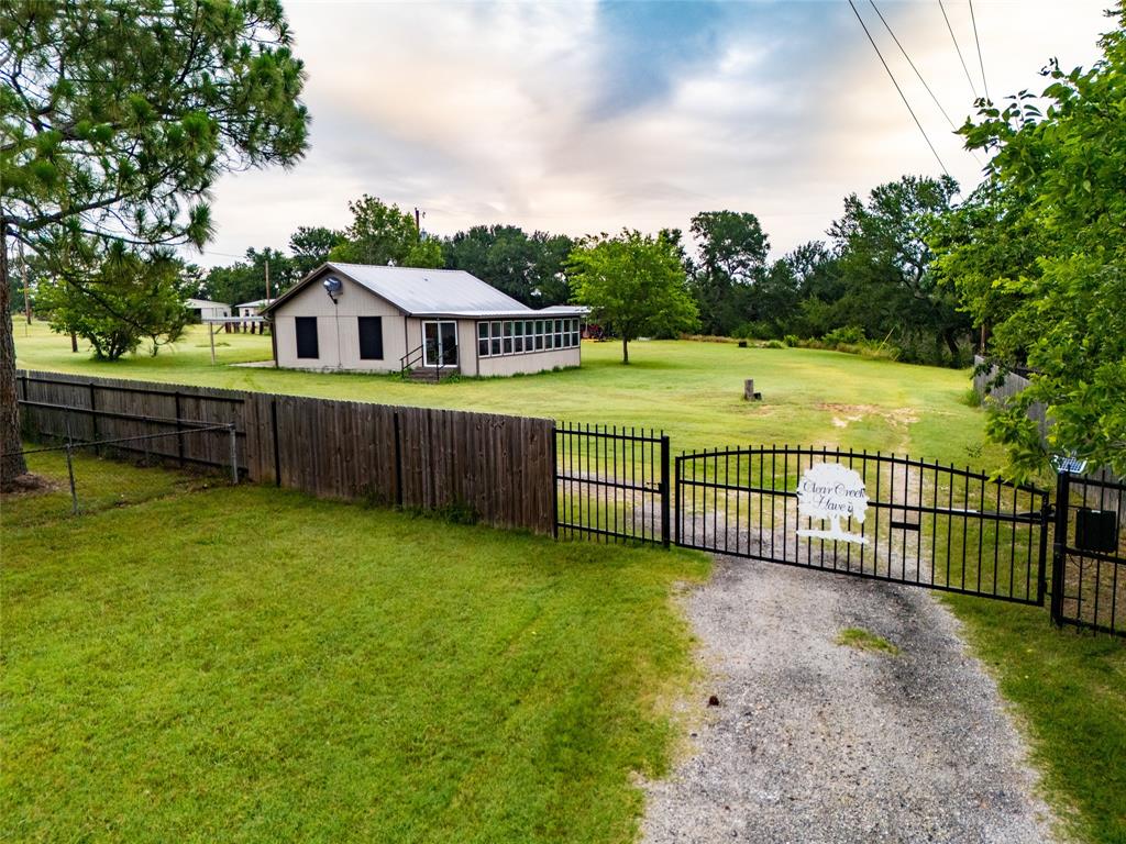 6219 Klein Road Sanger, TX 76266 - Photo 7 of 32