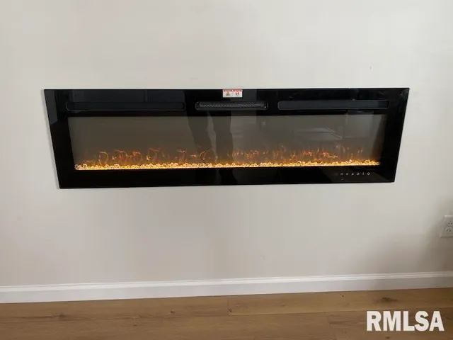 $295,750 | 5757 North 300th Street, Casey, IL 62420