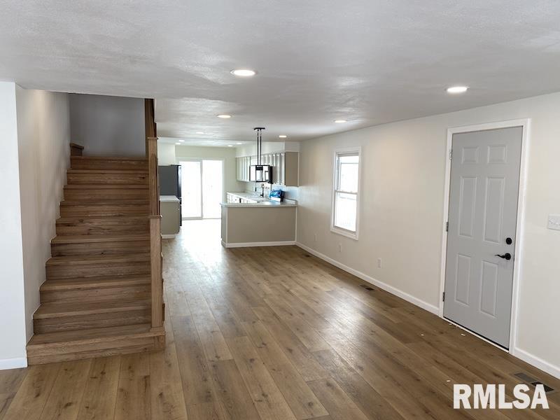 5757 North 300th Street Casey, IL 62420 - Photo 12 of 77