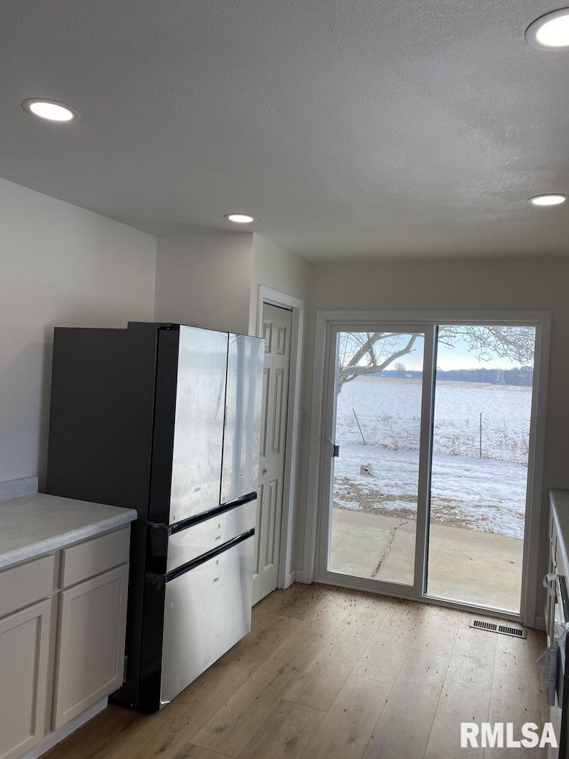 5757 North 300th Street Casey, IL 62420 - Photo 16 of 77