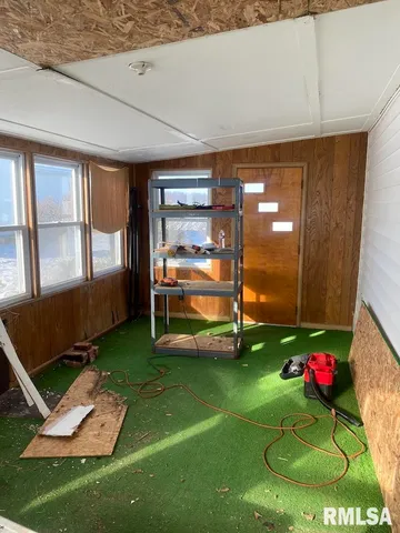 $295,750 | 5757 North 300th Street, Casey, IL 62420