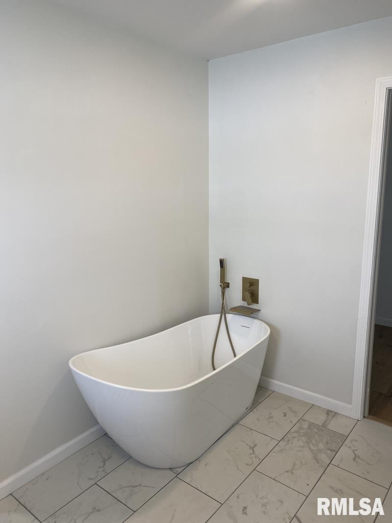 5757 North 300th Street Casey, IL 62420 - Photo 35 of 77