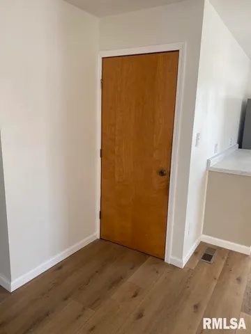 $295,750 | 5757 North 300th Street, Casey, IL 62420