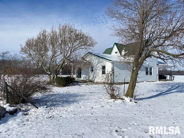 $275,000 | 5757 North 300th Street, Casey, IL 62420