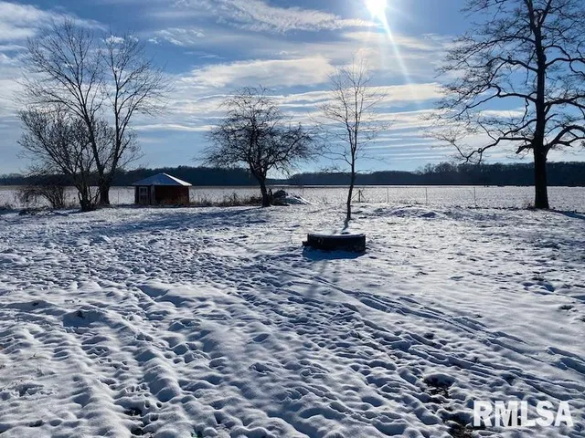 $295,750 | 5757 North 300th Street, Casey, IL 62420