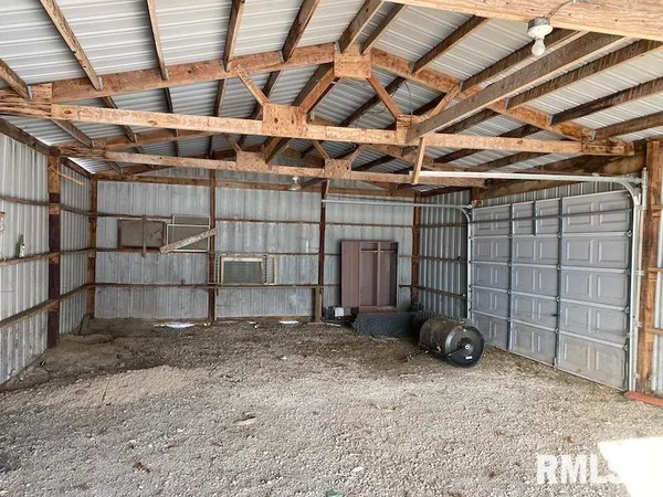 $275,000 | 5757 North 300th Street, Casey, IL 62420