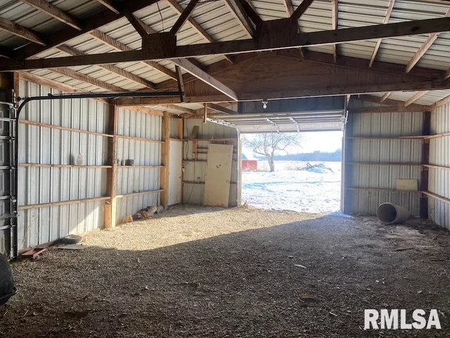 $295,750 | 5757 North 300th Street, Casey, IL 62420