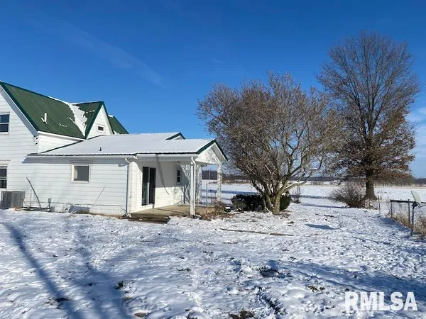 $275,000 | 5757 North 300th Street, Casey, IL 62420