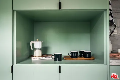 $1,495,000 | 2916 Swan Place, Los Angeles, CA 90026