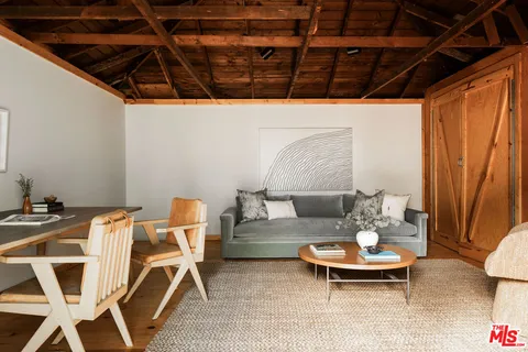 $1,495,000 | 2916 Swan Place, Los Angeles, CA 90026