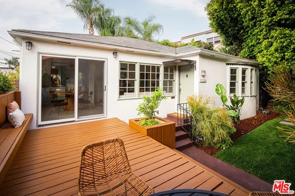 $1,495,000 | 2916 Swan Place, Los Angeles, CA 90026