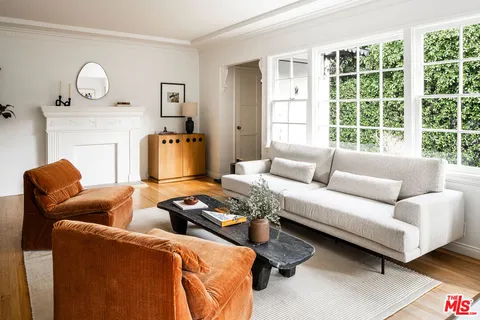 $1,495,000 | 2916 Swan Place, Los Angeles, CA 90026