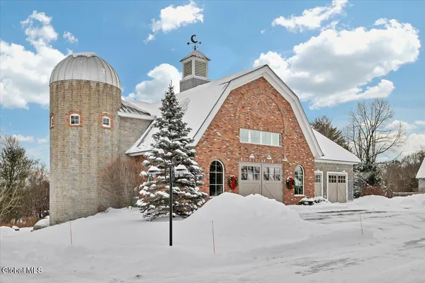 $1,750,000 | 331 Vly Road, Colonie, NY 12309