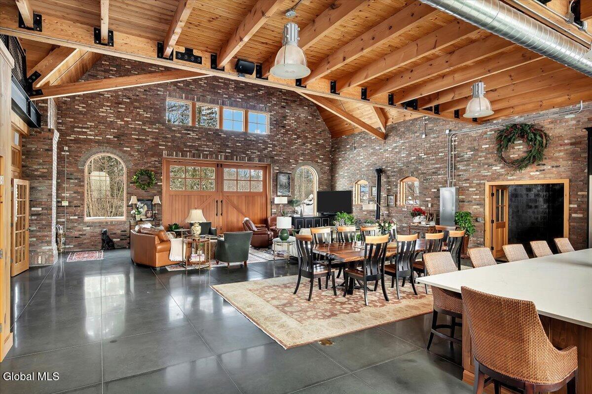 331 Vly Road Colonie, NY 12309 - Photo 13 of 68 11-P1697844