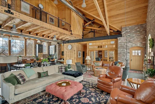 $1,750,000 | 331 Vly Road, Colonie, NY 12309