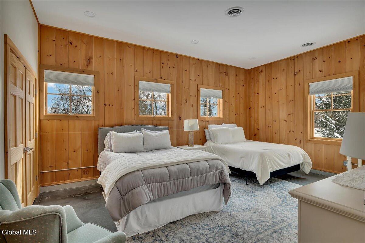 331 Vly Road Colonie, NY 12309 - Photo 36 of 68 39-P1697963