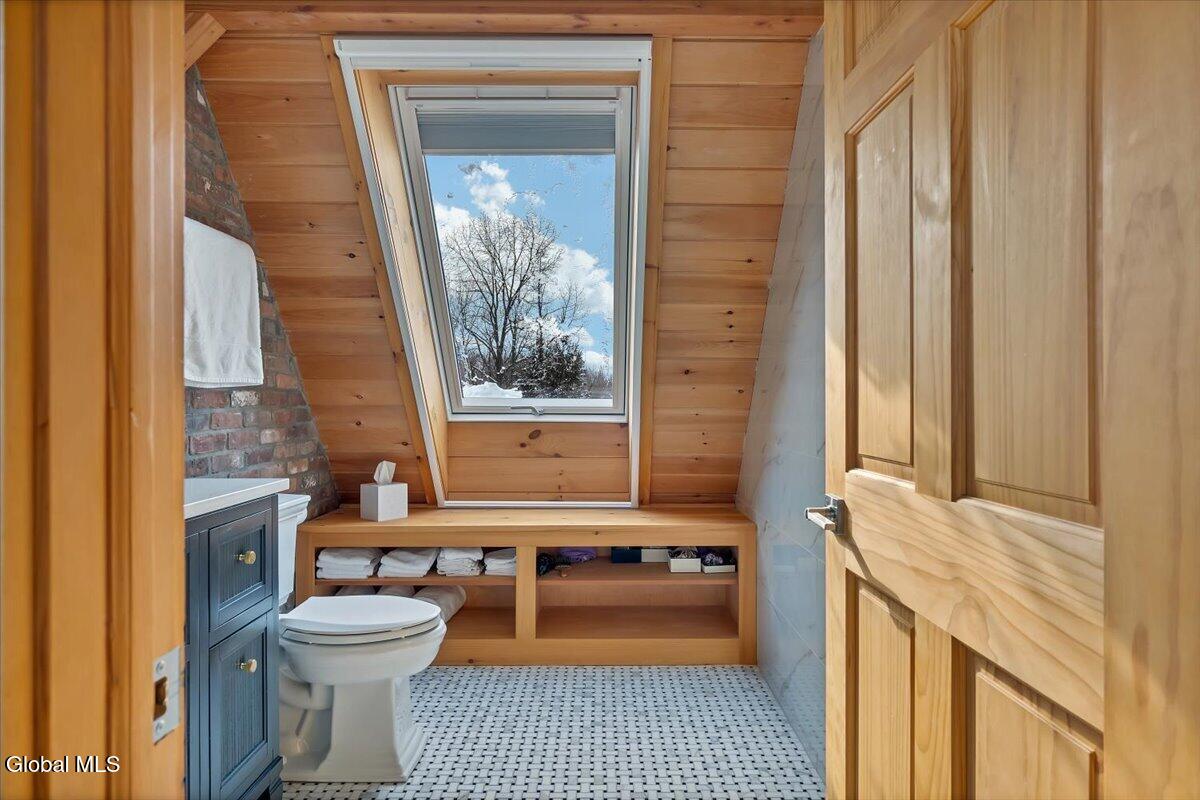 331 Vly Road Colonie, NY 12309 - Photo 50 of 68 56-P1698204