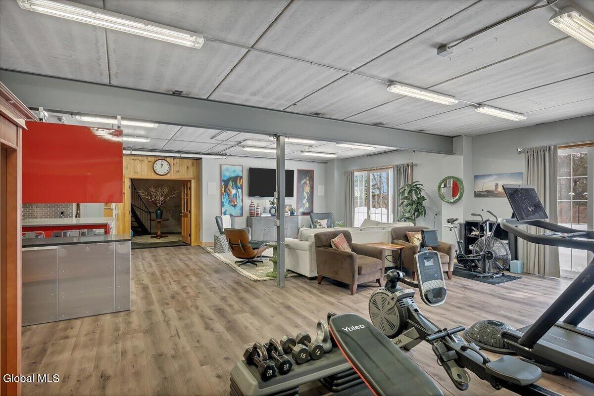 331 Vly Road Colonie, NY 12309 - Photo 56 of 68 62-P1698243