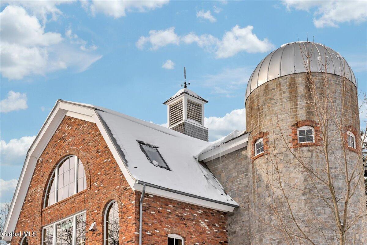 331 Vly Road Colonie, NY 12309 - Photo 62 of 68 89-P1697791