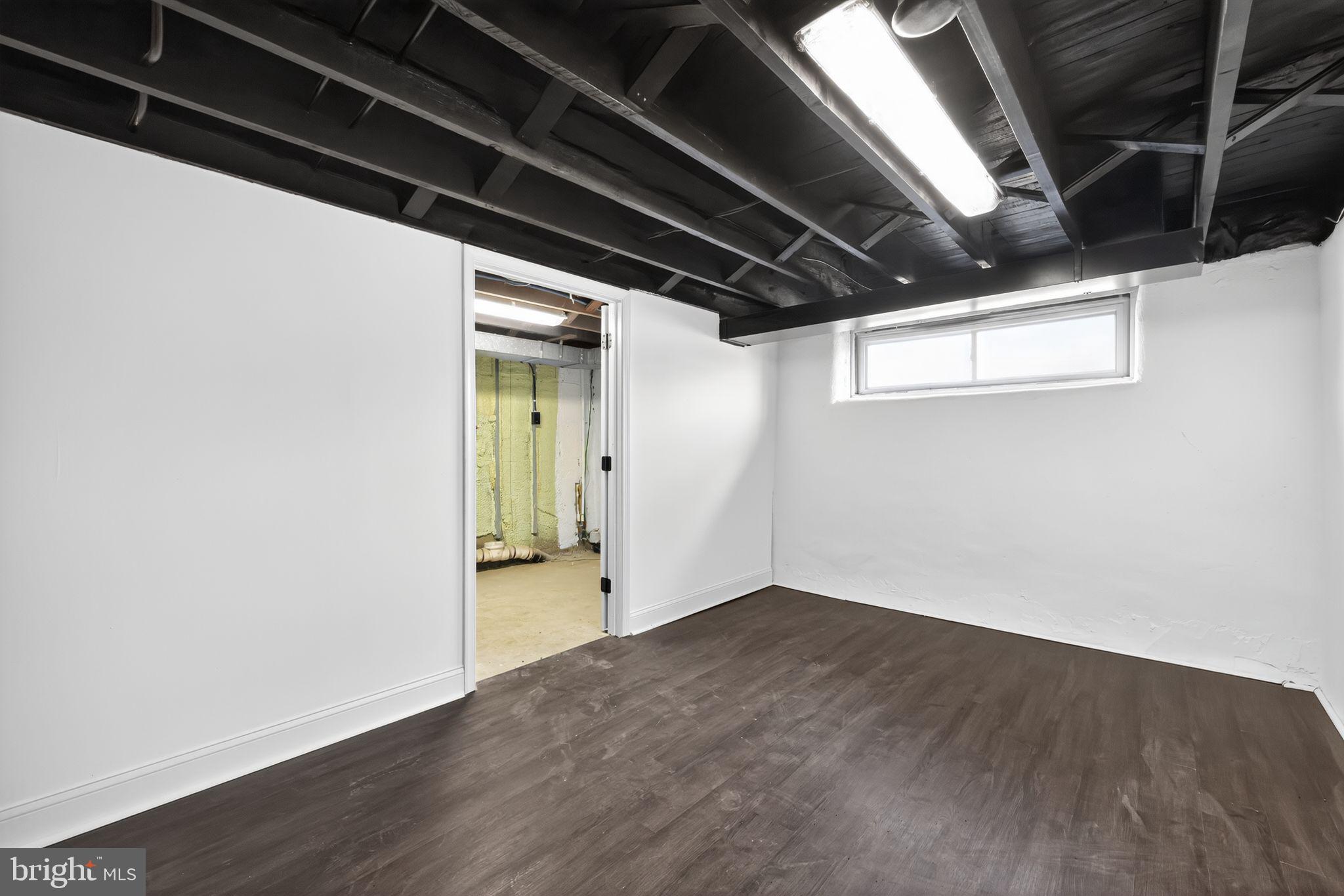 1556 Summit Street Marcus Hook, PA 19061 - Photo 11 of 15