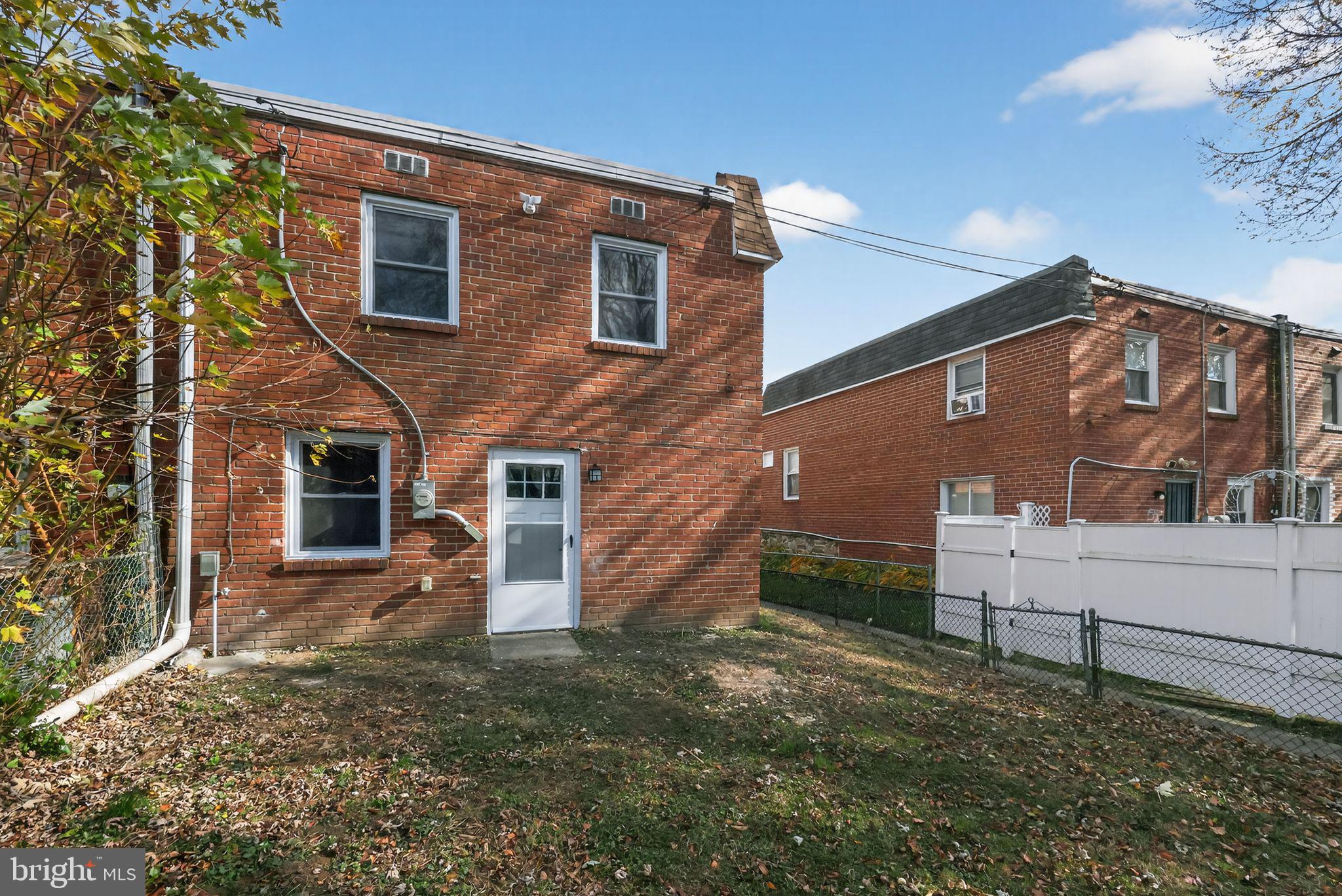 1556 Summit Street Marcus Hook, PA 19061 - Photo 13 of 15