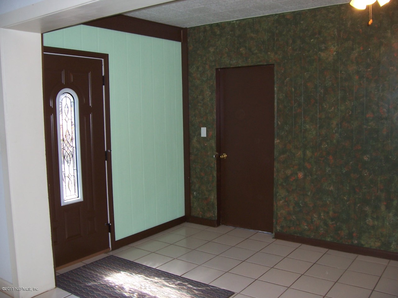 437 Nightingale Road Jacksonville, FL 32216 - Photo 7 of 17 Front Door