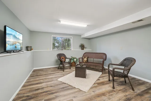 $367,500 | 2550 Moundsview Drive, Unit 49, Mounds View, MN 55112