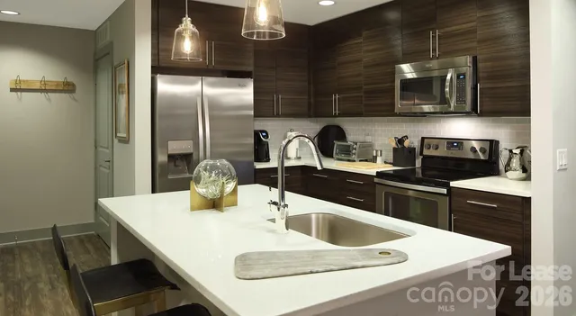 $2,500 | 525 South Church Street, Unit 1A, Charlotte, NC 28202