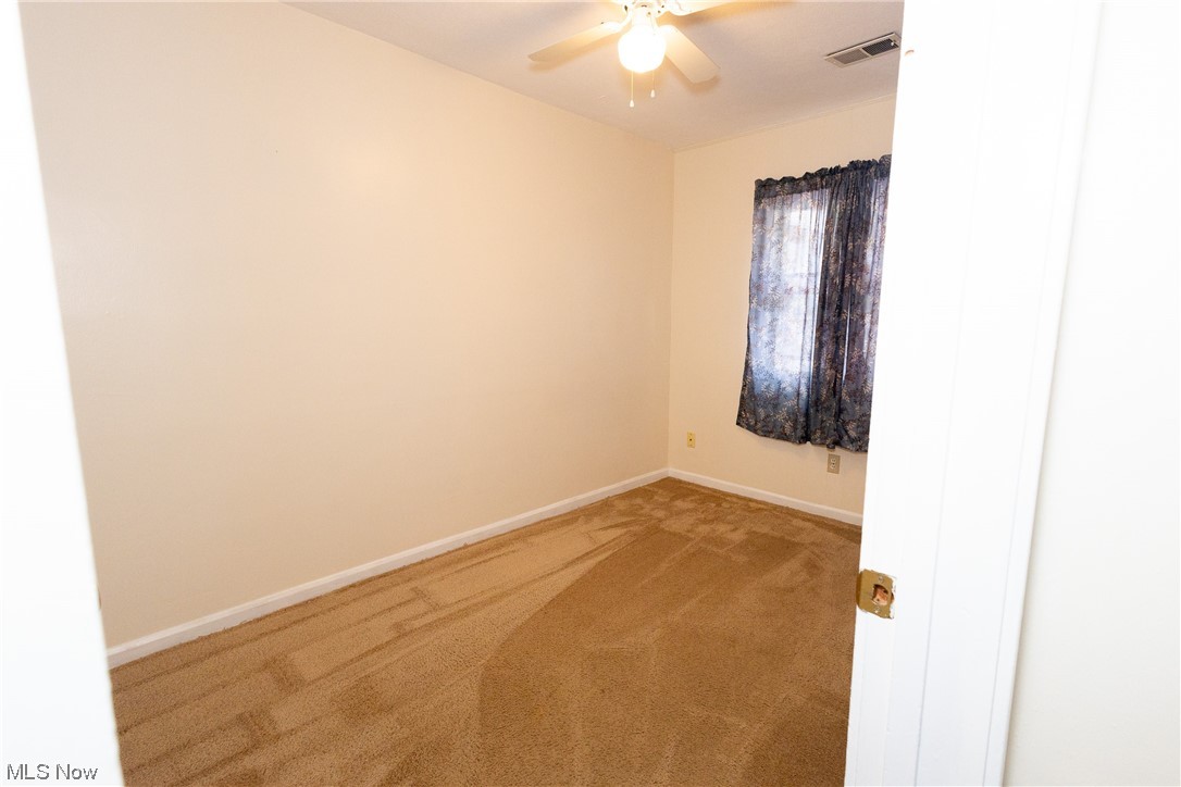 682 Weller Road Elyria, OH 44035 - Photo 18 of 27