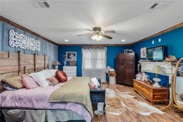 $825,000 | 7781 County Road 227, Bedias, TX 77831