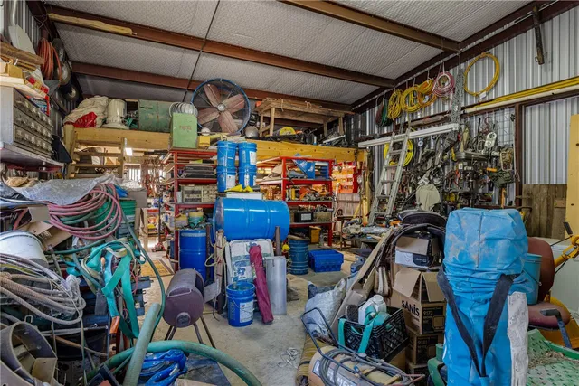 $825,000 | 7781 County Road 227, Bedias, TX 77831