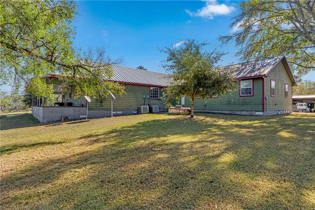 $825,000 | 7781 County Road 227, Bedias, TX 77831