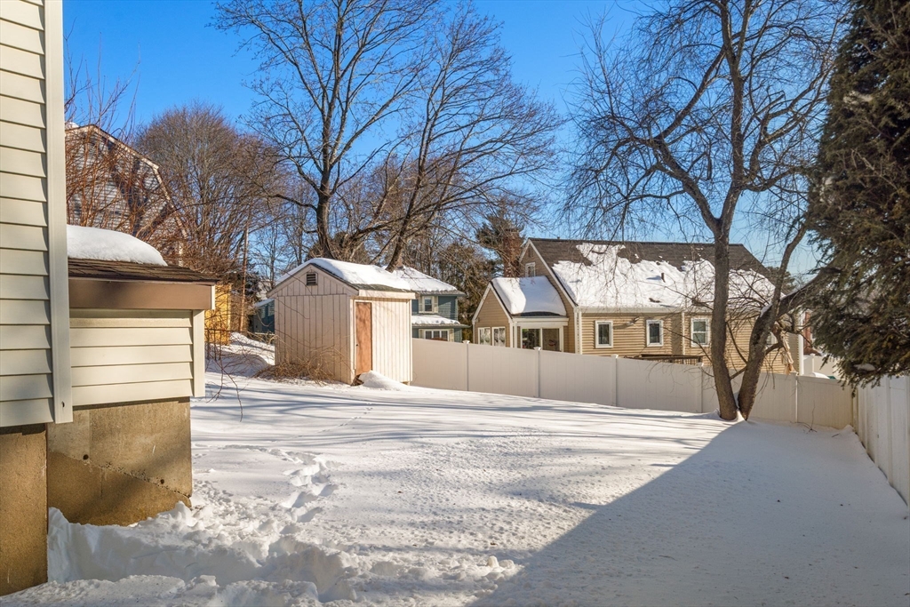 56 North Street Walpole, MA 02081 - Photo 3 of 25