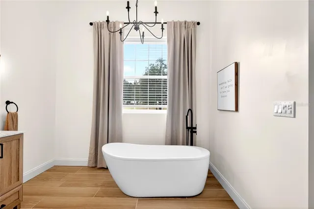 $2,000,000 | 7824 Northwest 167th Court, Morriston, FL 32668