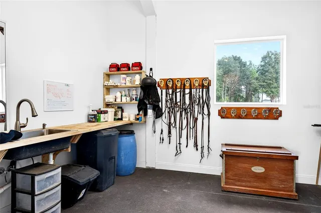 $2,000,000 | 7824 Northwest 167th Court, Morriston, FL 32668