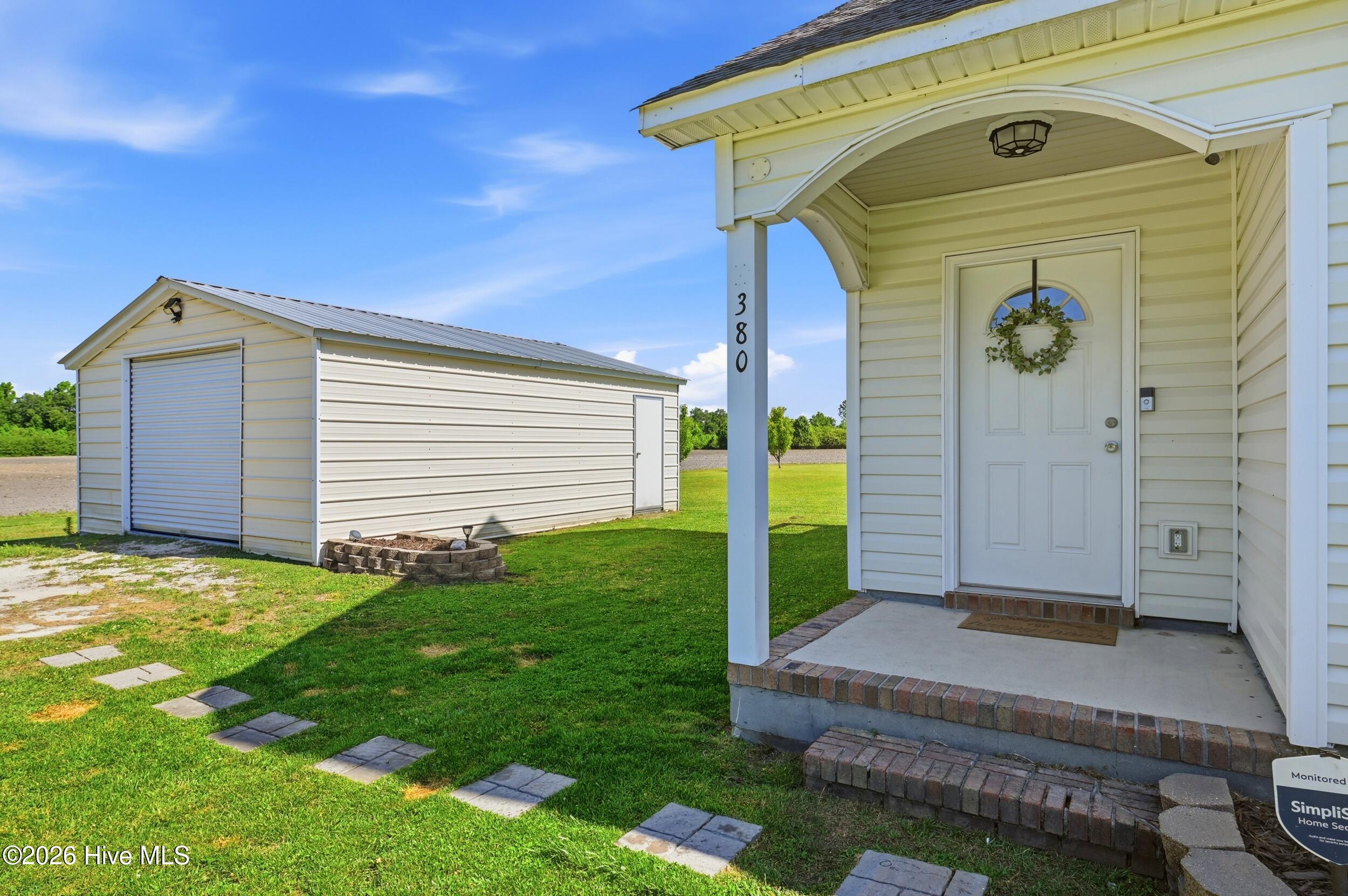 380 Swinson Road Maple Hill, NC 28454 - Photo 6 of 56 Front