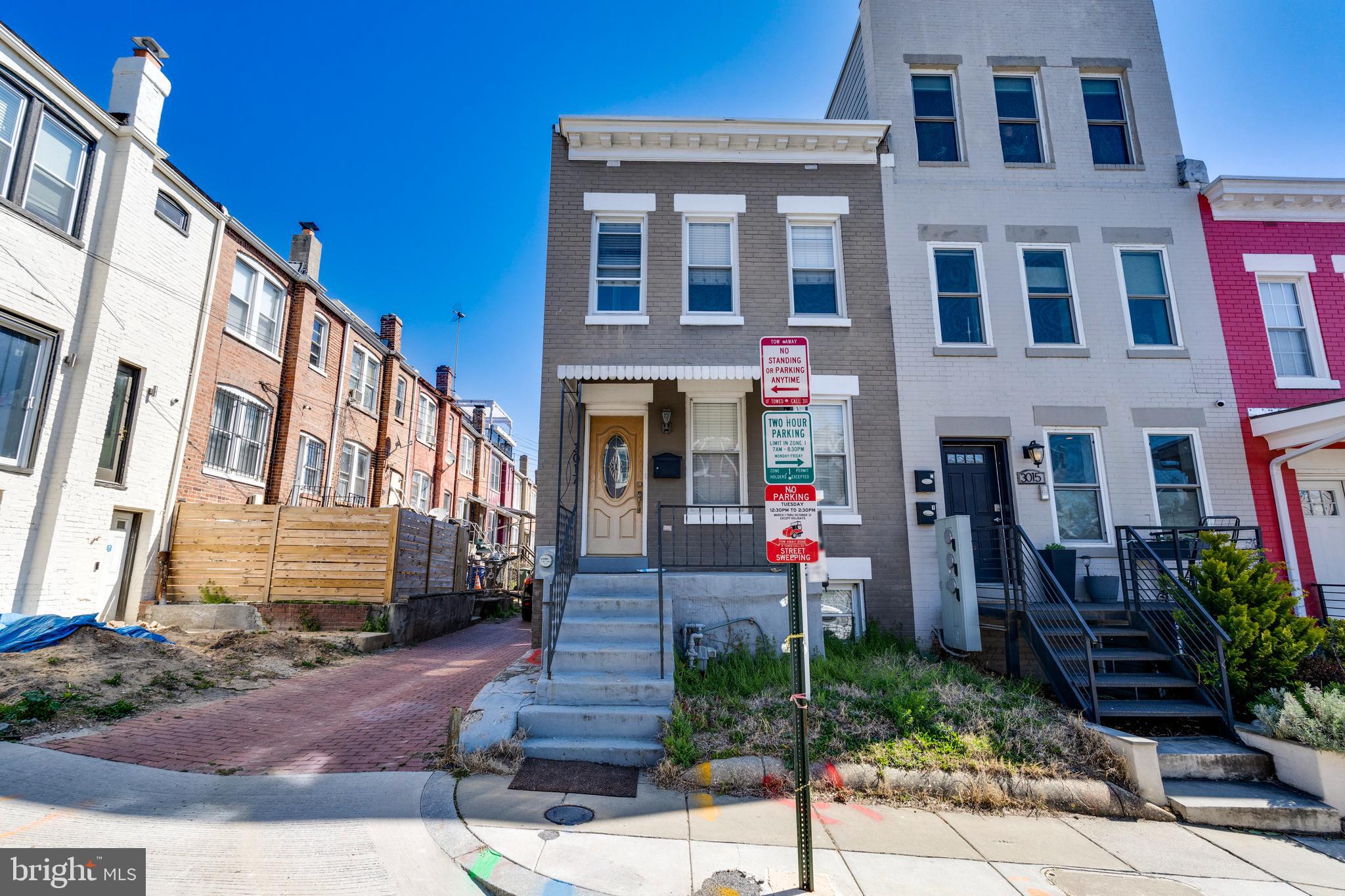 3017 Warder Street Northwest Washington, DC 20001 - Photo 2 of 14 a front view of a building