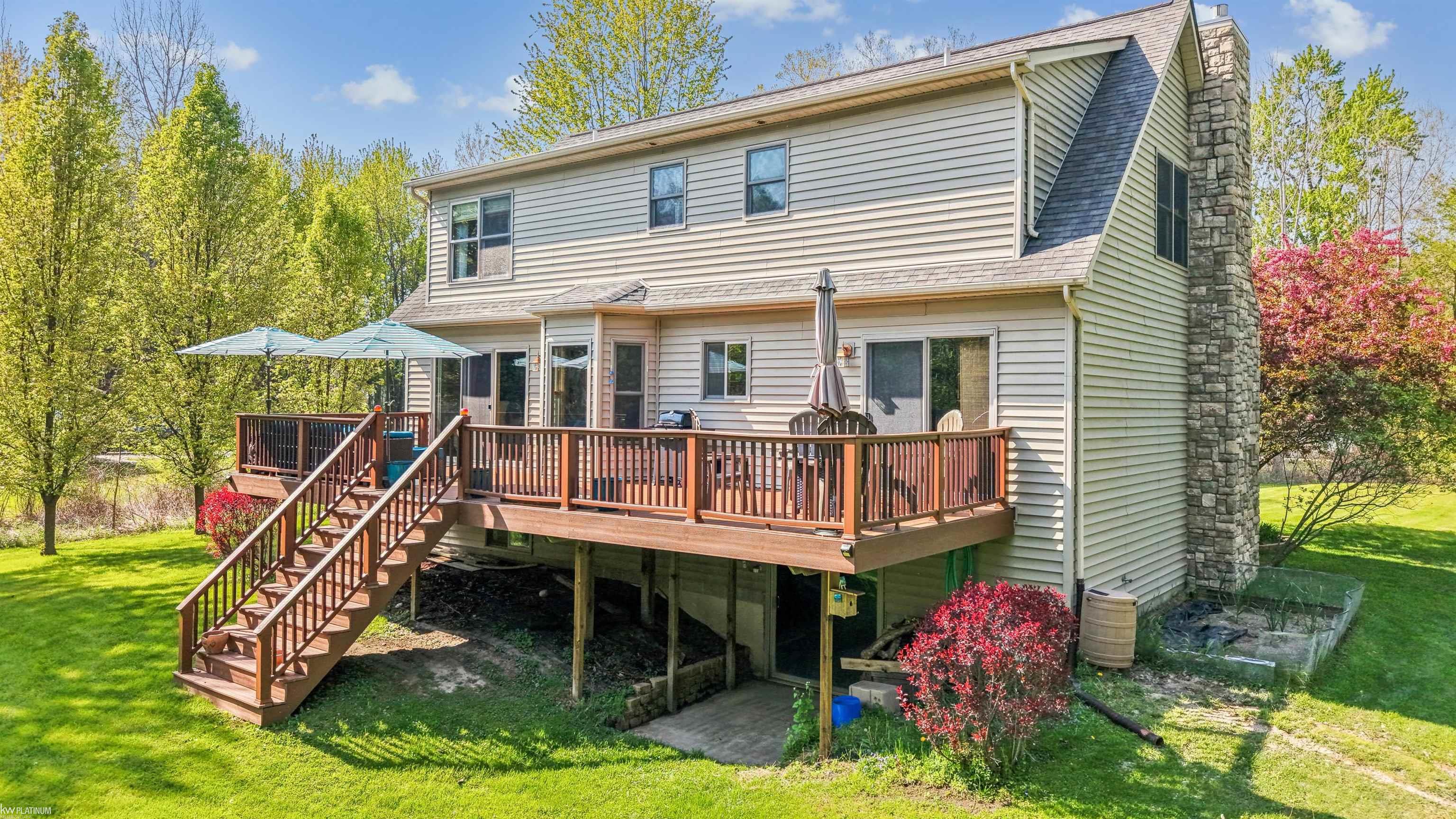 6527 Genaw Road Algonac, MI 48001 - Photo 2 of 45