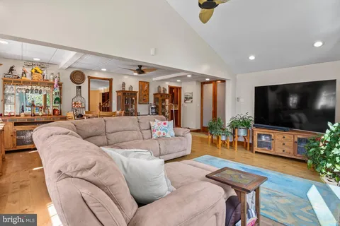 $599,000 | 502 Williamsburg Road, Lansdale, PA 19446