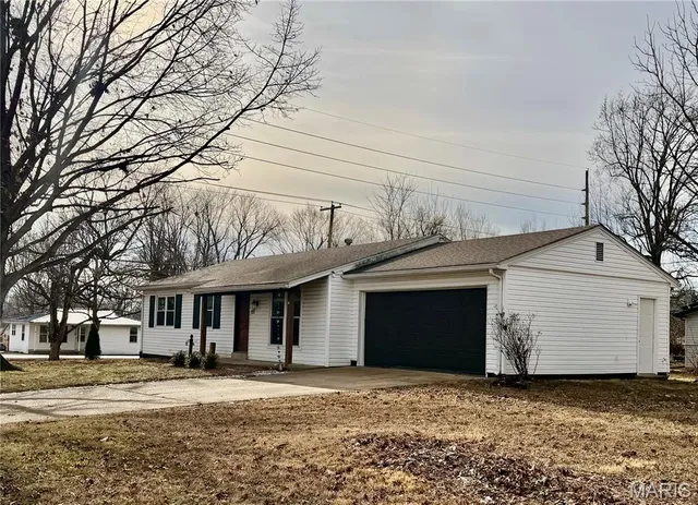 $214,900 | 101 Meadowbrook Drive, Farmington, MO 63640