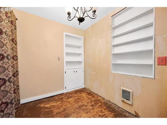 $279,000 | 948 Southwest Maple Street, Dallas, OR 97338