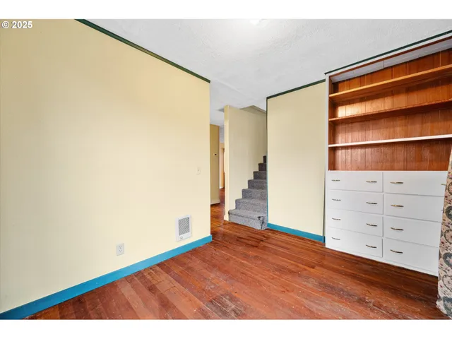 $279,000 | 948 Southwest Maple Street, Dallas, OR 97338