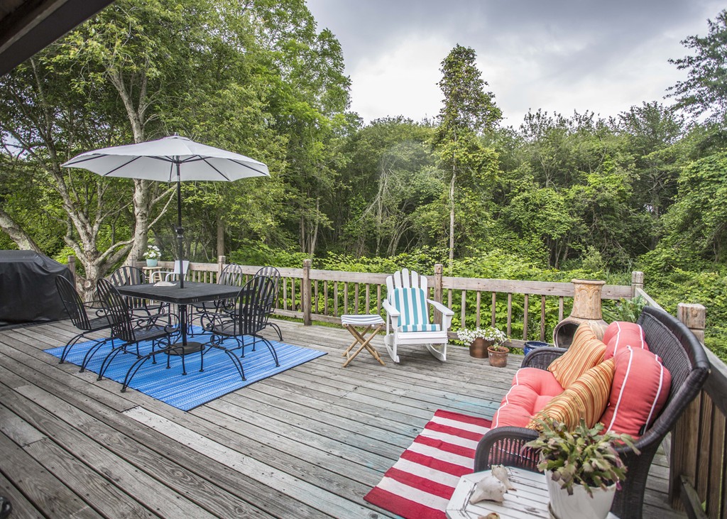 19 Smith Street Fairhaven, MA 02719 - Photo 12 of 21